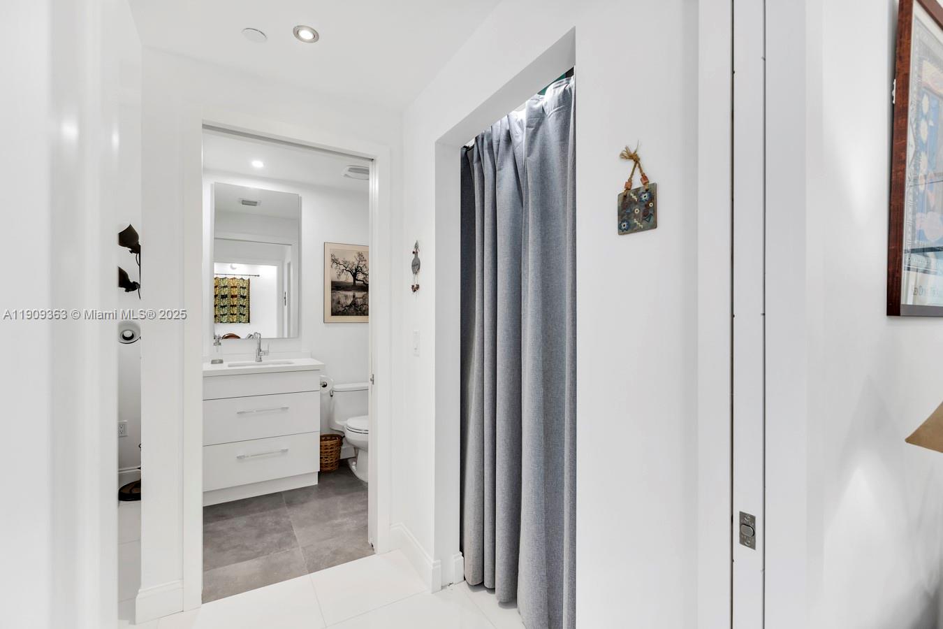 image The Atrium At Aventura16