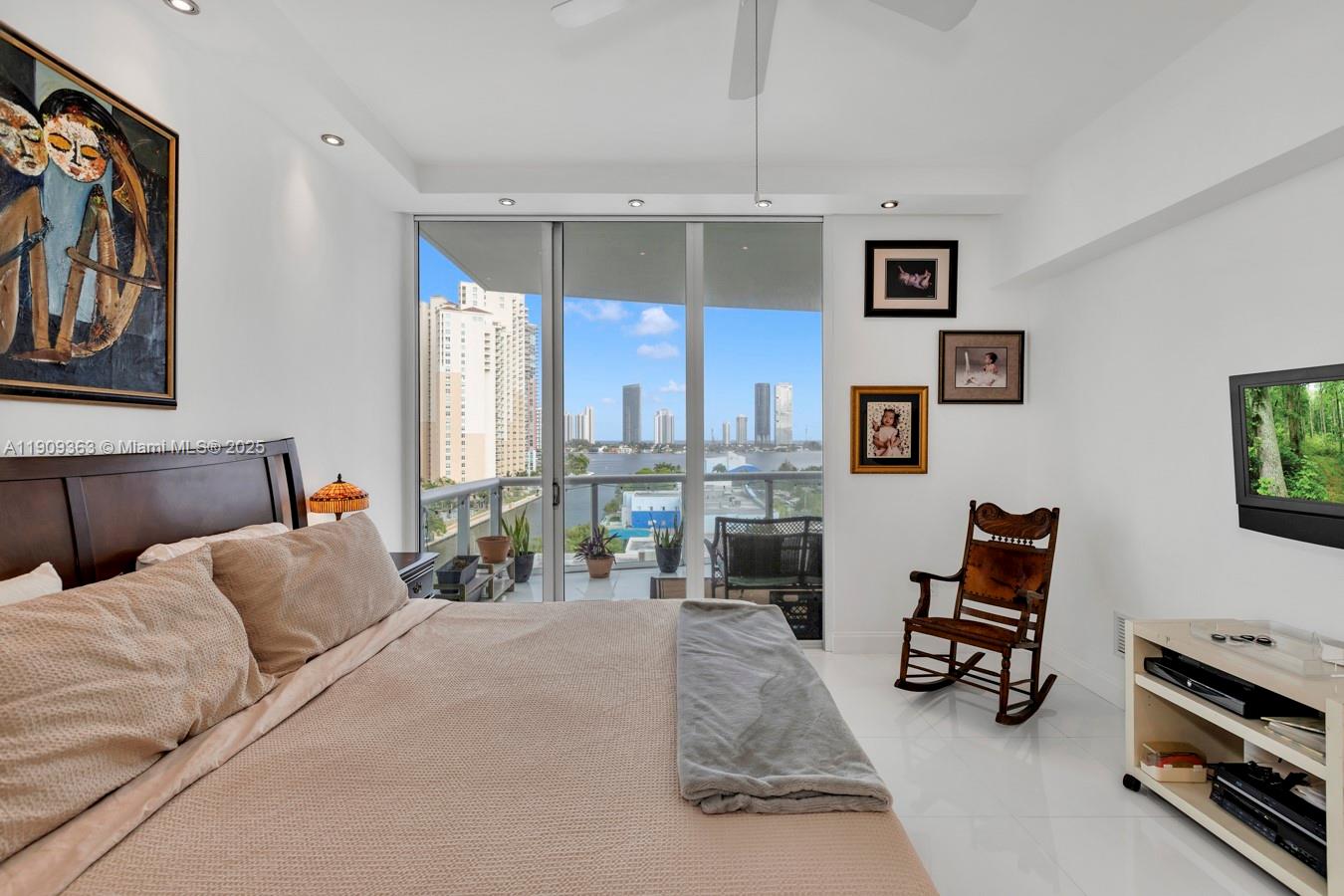 image The Atrium At Aventura23