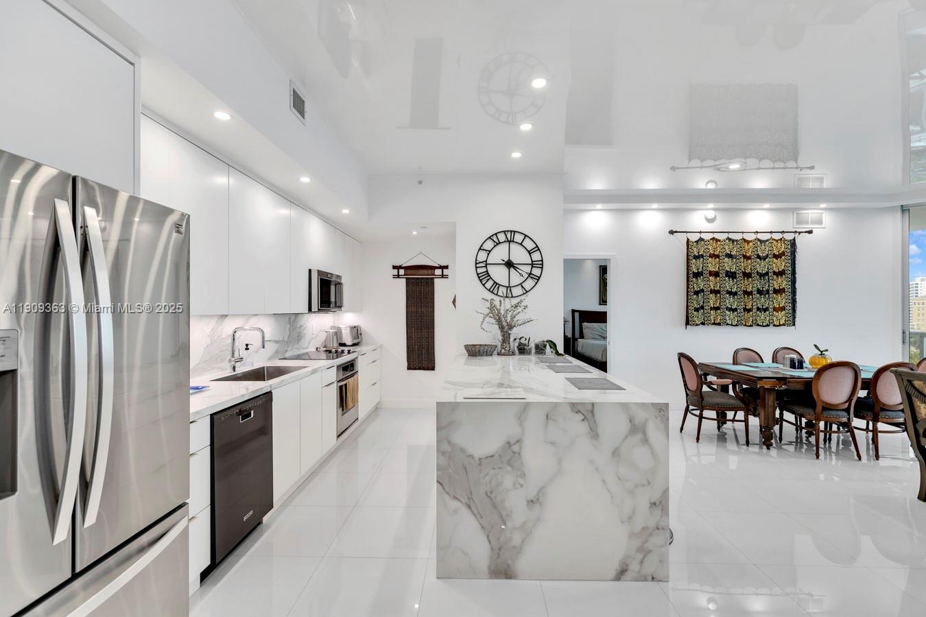 image The Atrium At Aventura4