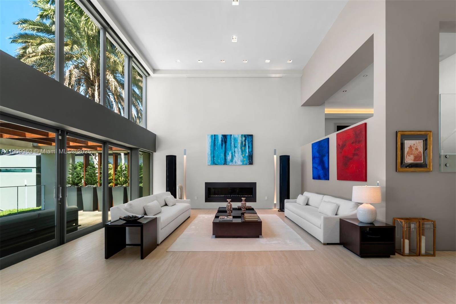 360 Harbor Dr Key Biscayne, FL 33149