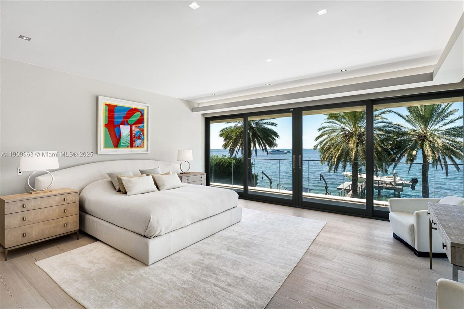 360 Harbor Dr Key Biscayne, FL 33149