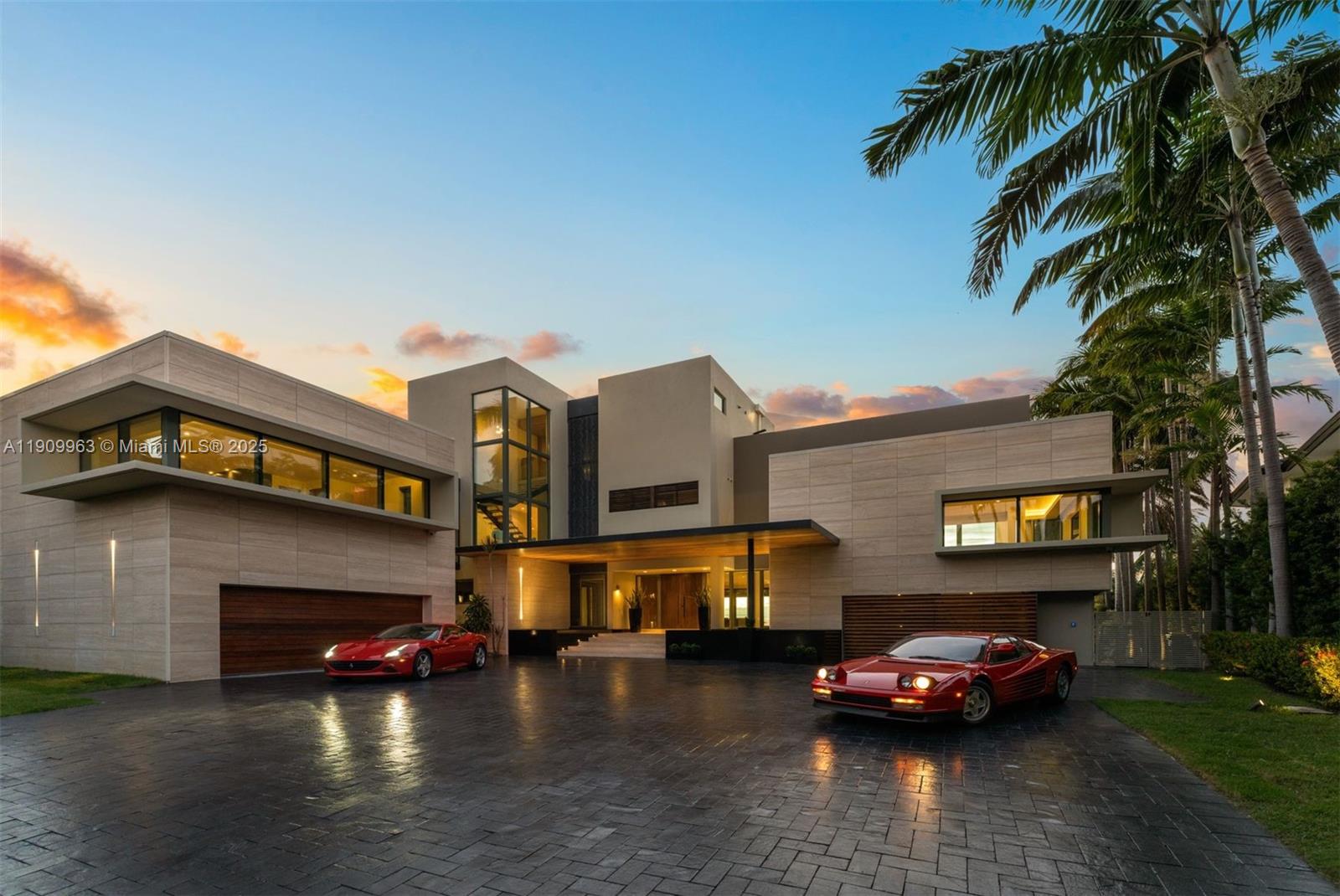 360 Harbor Dr Key Biscayne, FL 33149