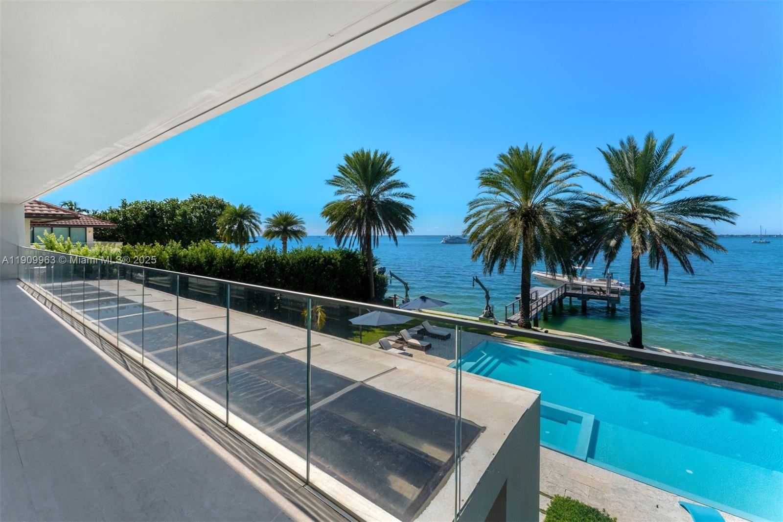 360 Harbor Dr Key Biscayne, FL 33149