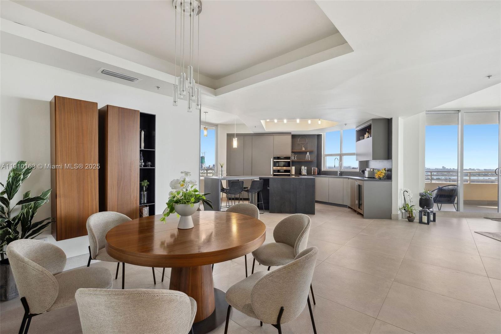 808 Brickell Key Dr #2601 Miami, FL 33131