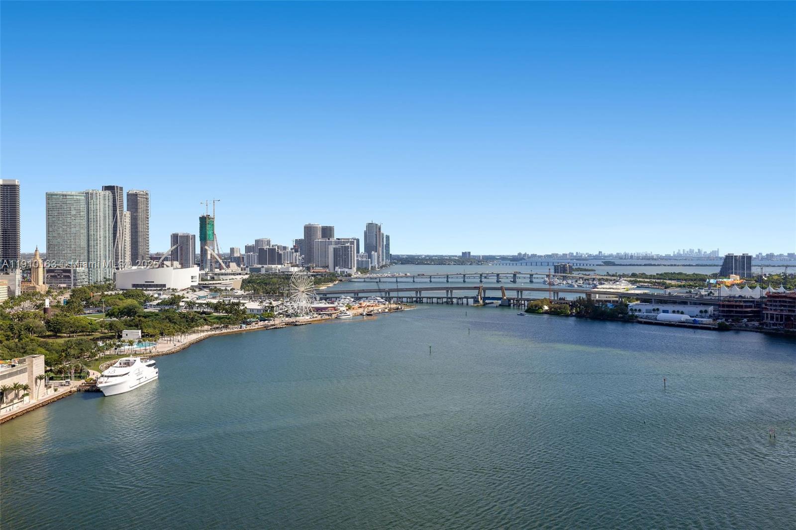 808 Brickell Key Dr #2601 Miami, FL 33131