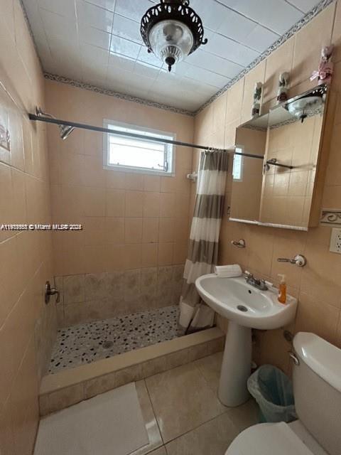 1101 SW 17th Ave Miami, FL 33135