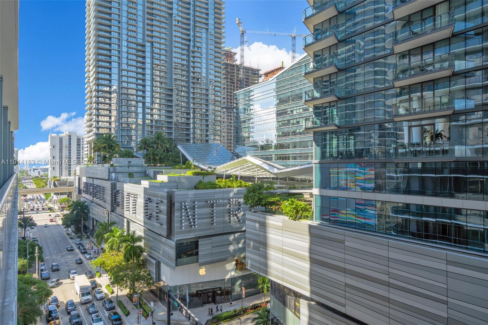 image 801 Sma Designer Suites15