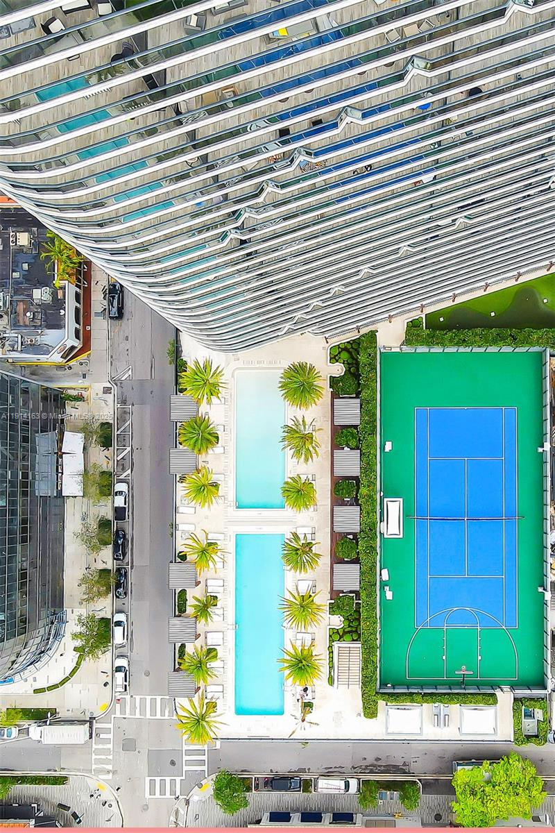 image 801 Sma Designer Suites16