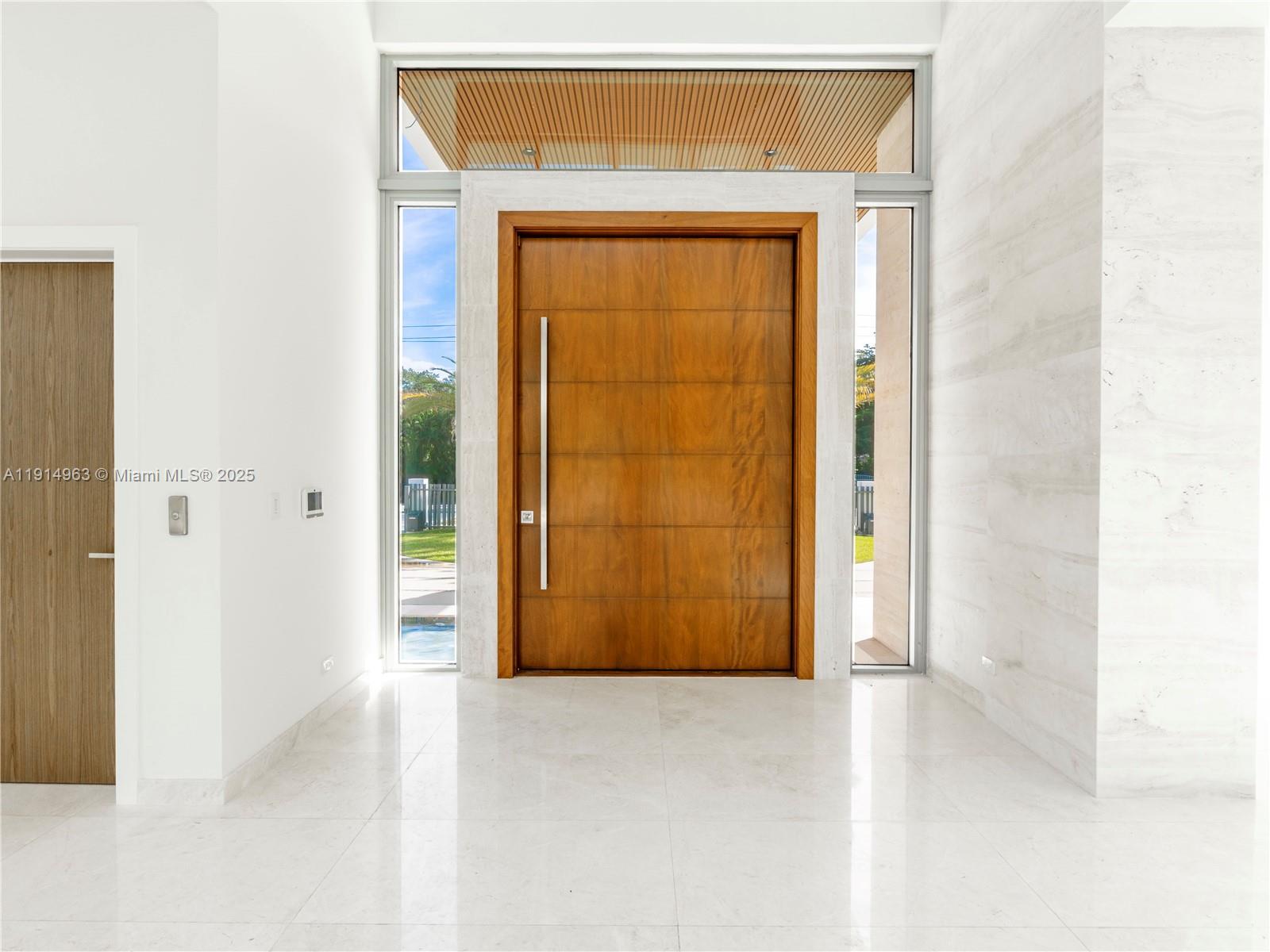 6720 SW 98th St Pinecrest, FL 33156