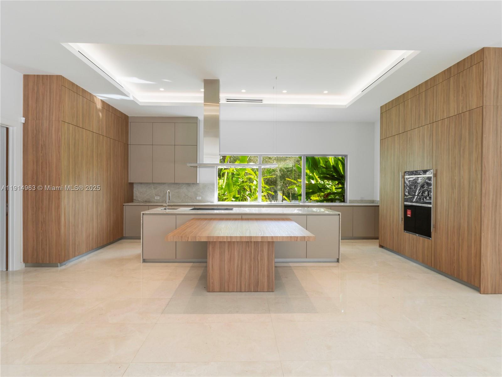 6720 SW 98th St Pinecrest, FL 33156