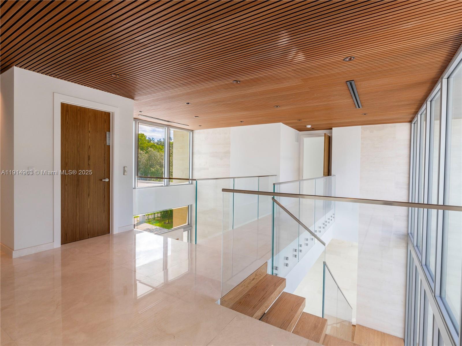 6720 SW 98th St Pinecrest, FL 33156