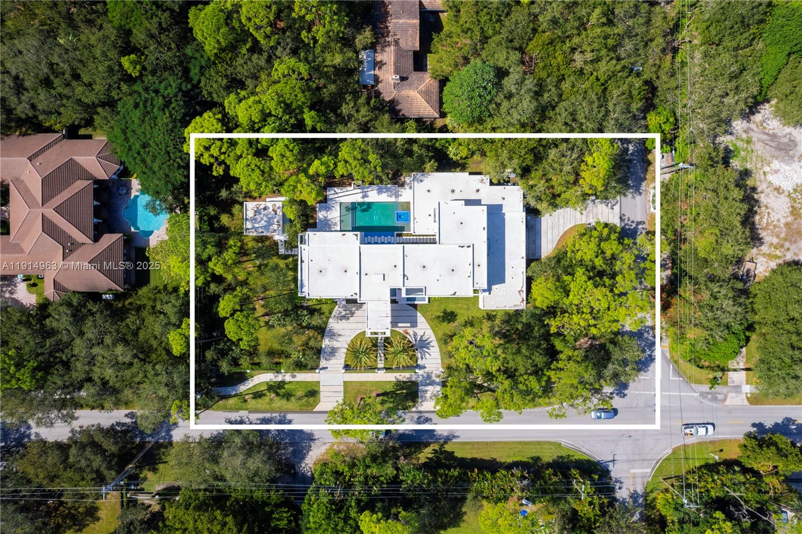 6720 SW 98th St Pinecrest, FL 33156