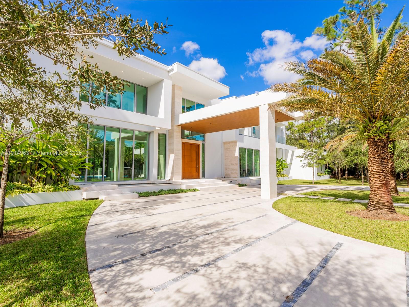 6720 SW 98th St Pinecrest, FL 33156