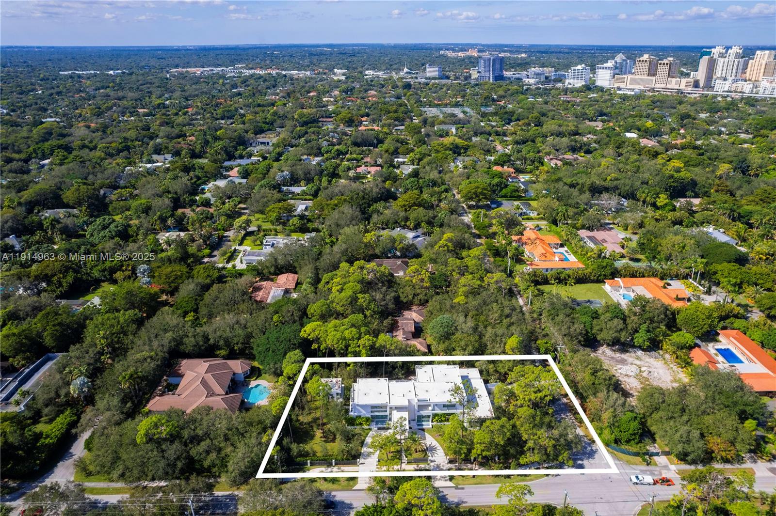 6720 SW 98th St Pinecrest, FL 33156