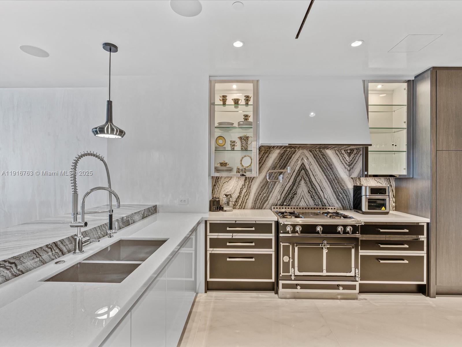 17901 Collins Ave #2602 Sunny Isles Beach, FL 33160