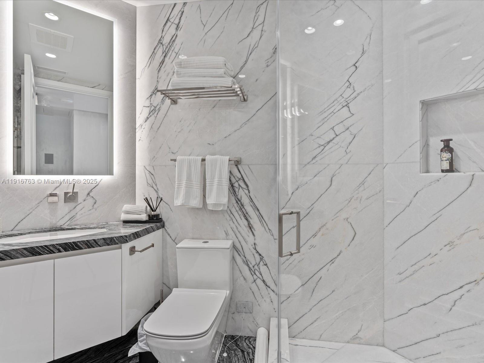 17901 Collins Ave #2602 Sunny Isles Beach, FL 33160