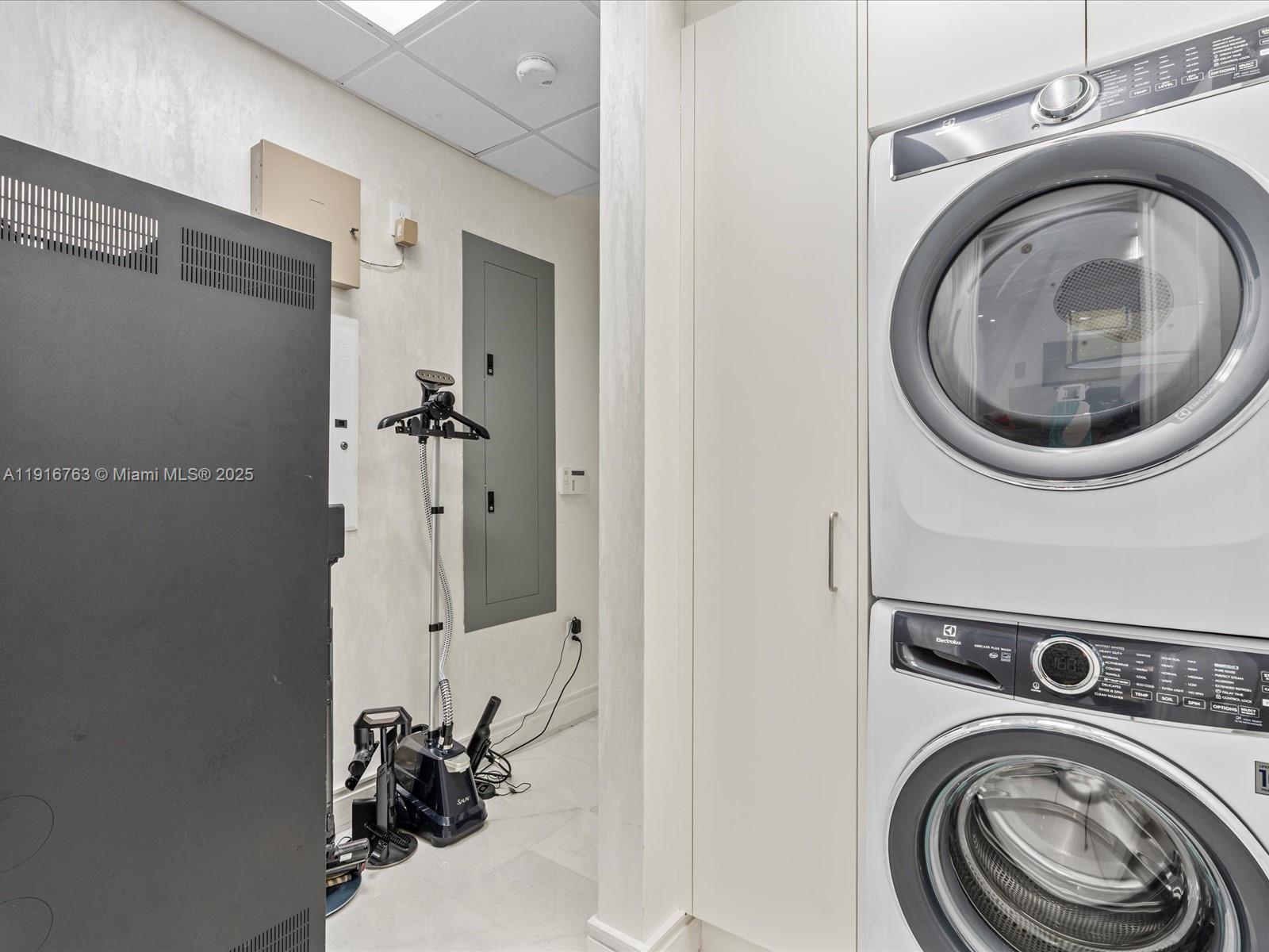 17901 Collins Ave #2602 Sunny Isles Beach, FL 33160