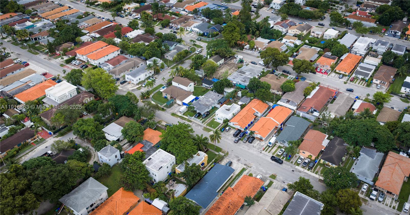 3422 SW 25th St Miami, FL 33133