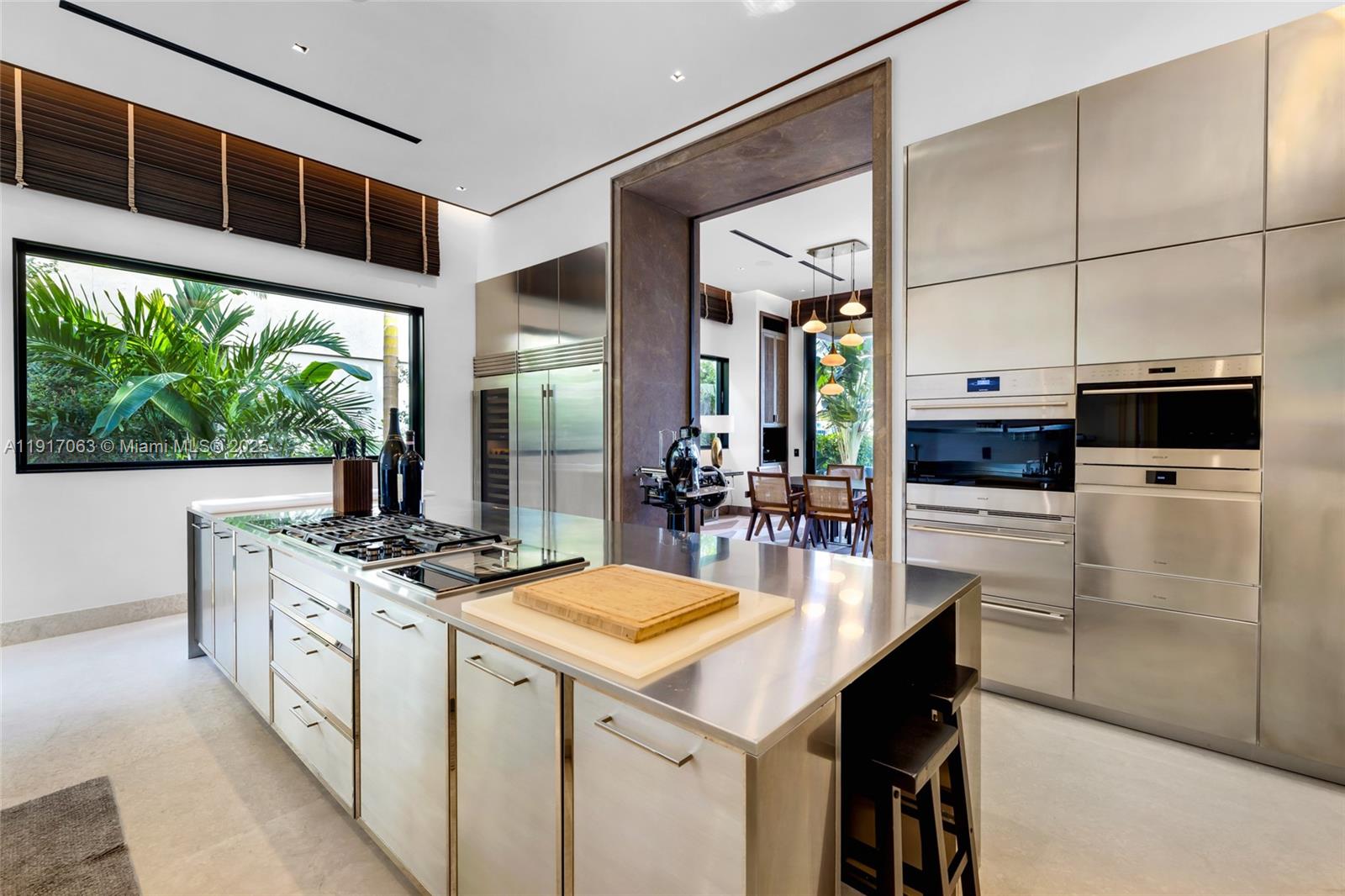 200 W Rivo Alto Dr Miami Beach, FL 33139