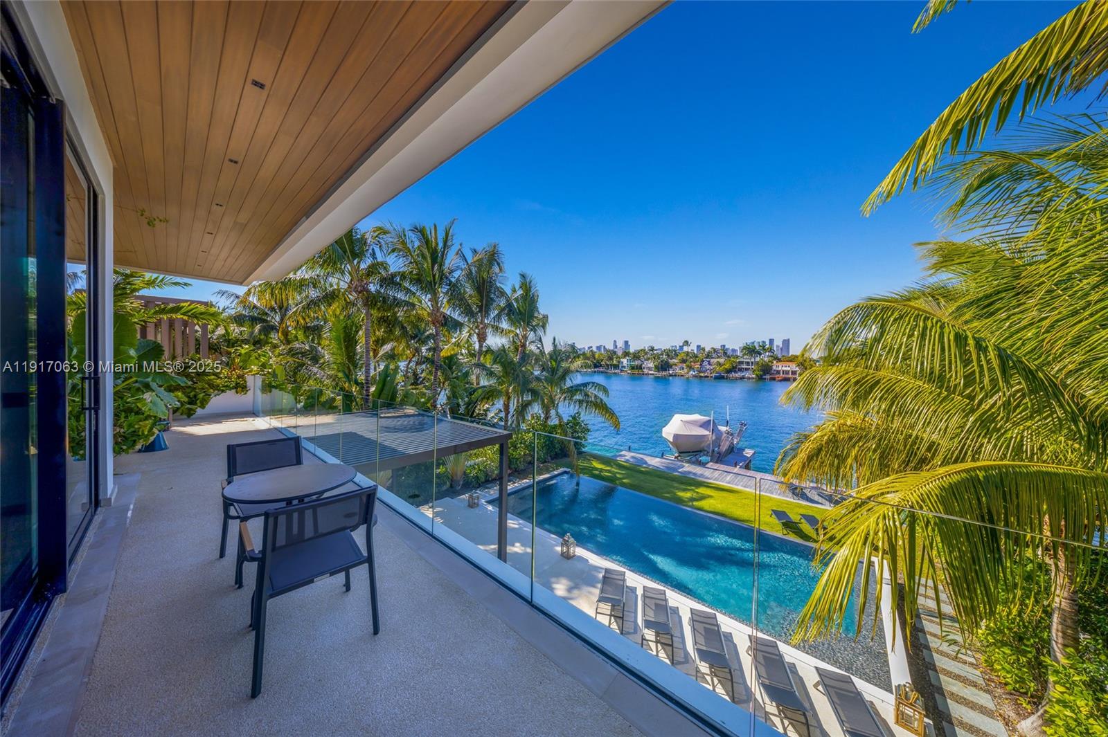 200 W Rivo Alto Dr Miami Beach, FL 33139