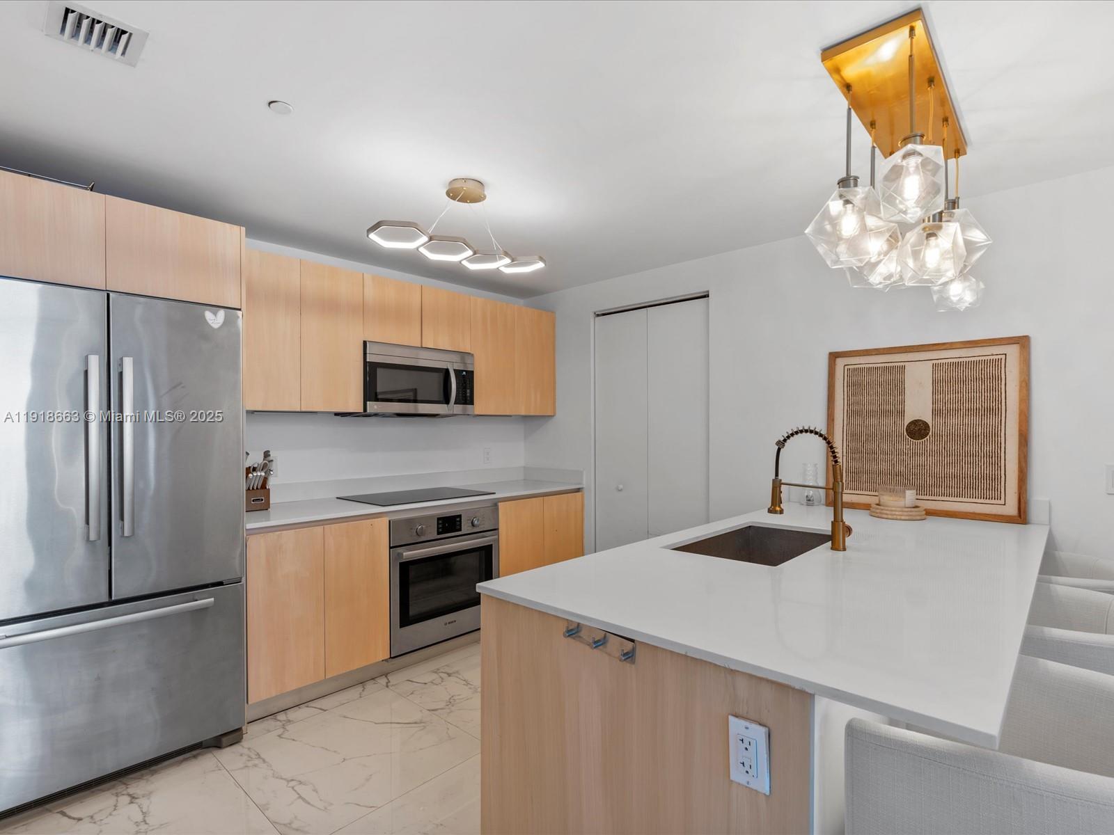 image Aria On The Bay15