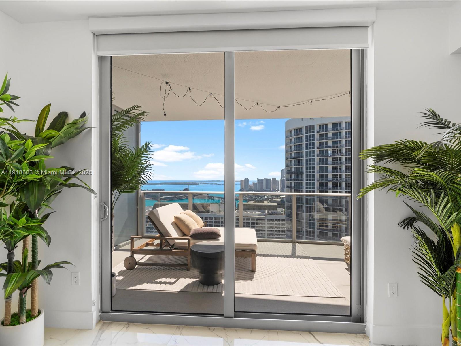 image Aria On The Bay35