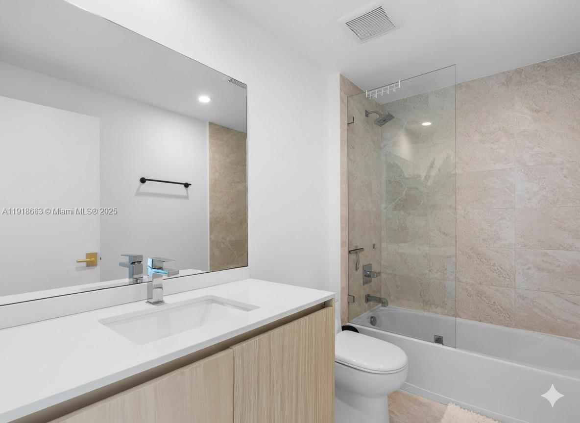 image Aria On The Bay36