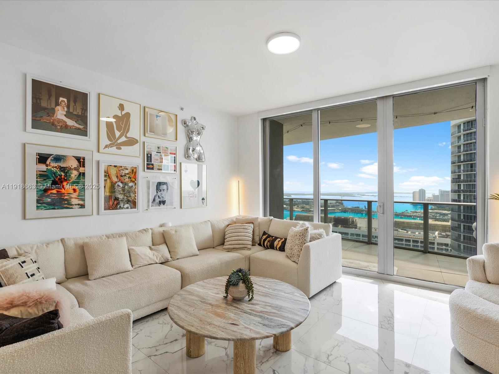 image Aria On The Bay4