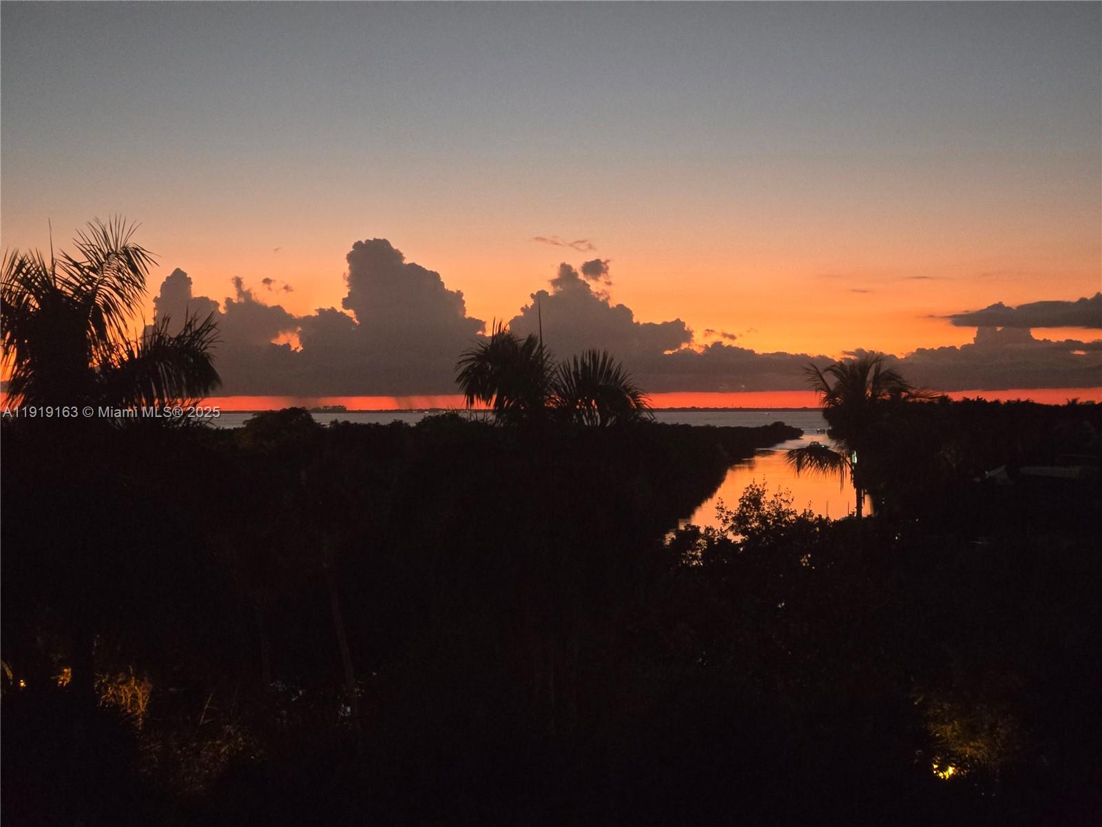 1121 Crandon Blvd #D404