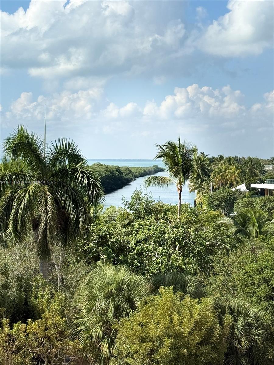 image The Towers Of Key Biscayn23