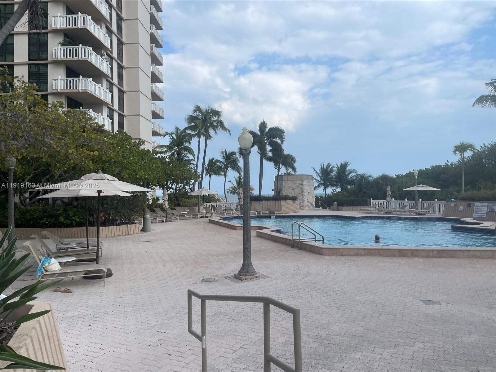 image The Towers Of Key Biscayn27