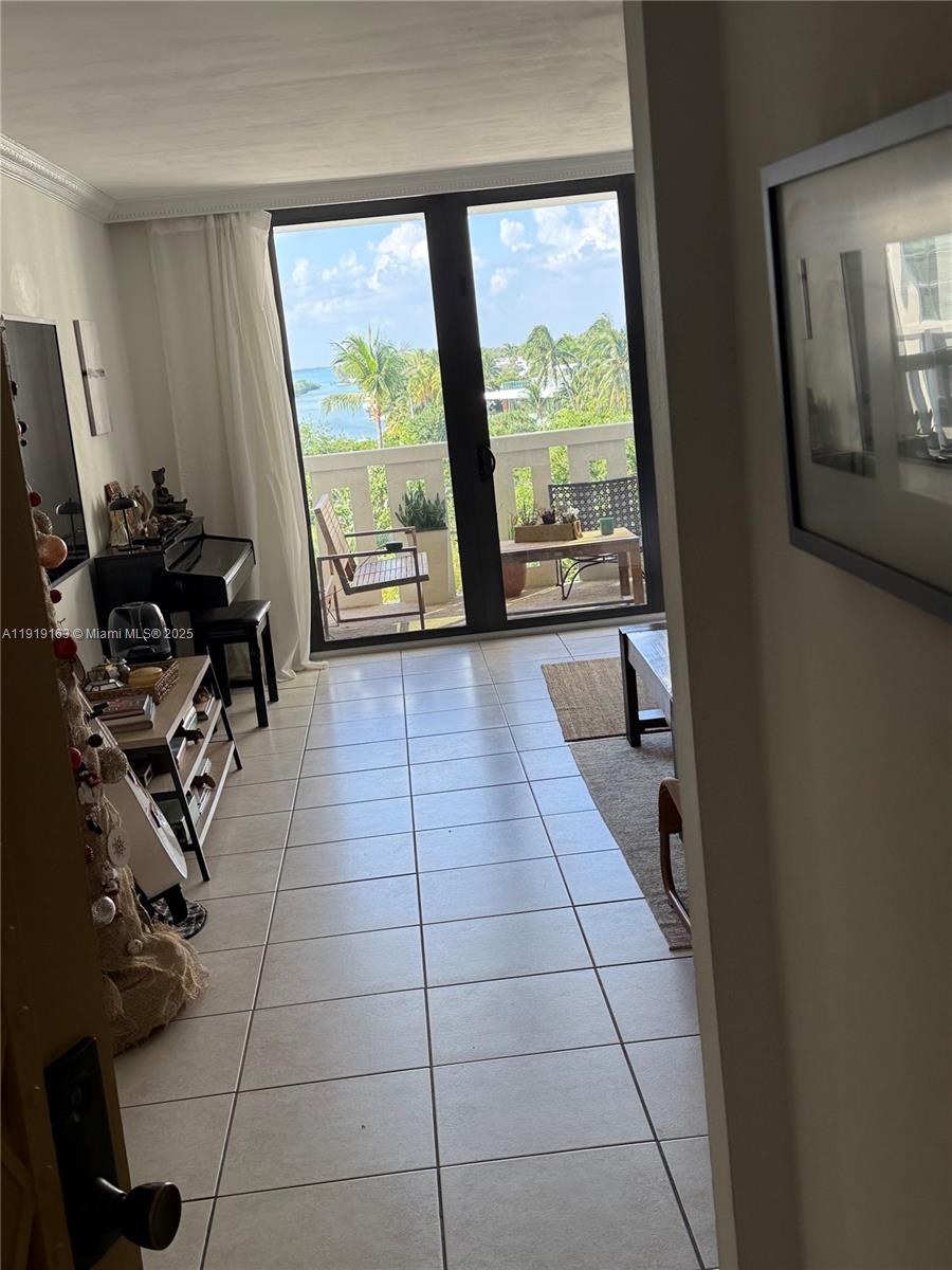 image The Towers Of Key Biscayn7