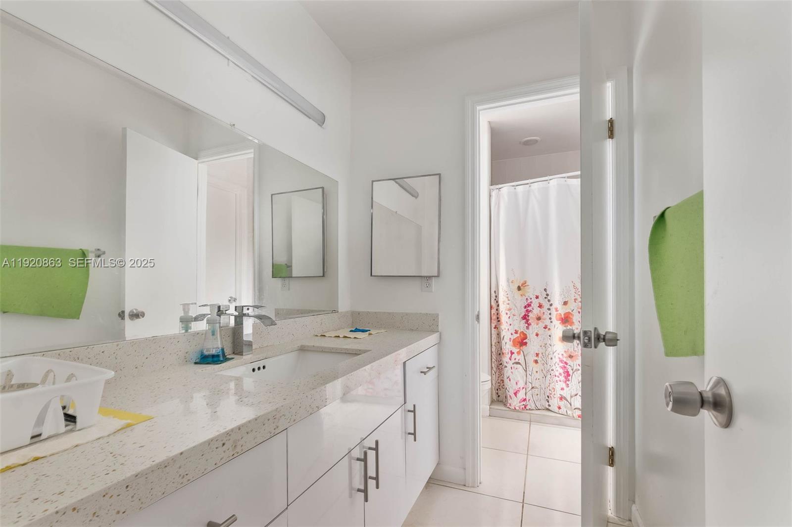 2740 SW 23rd St Miami, FL 33145