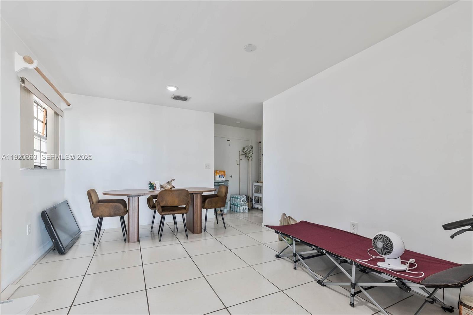 2740 SW 23rd St Miami, FL 33145