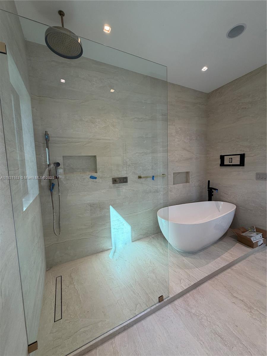 1380 Hollywood Blvd Hollywood, FL 33019