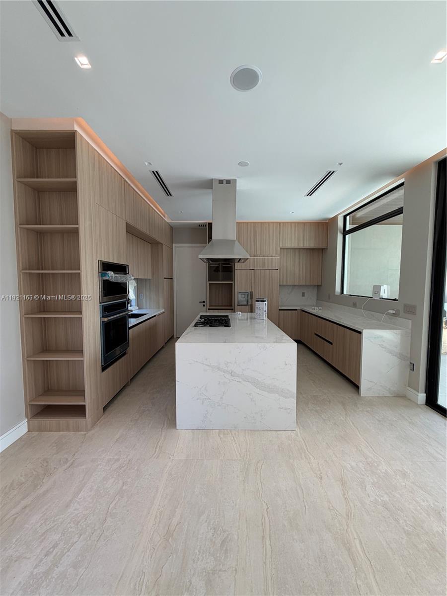 1380 Hollywood Blvd Hollywood, FL 33019