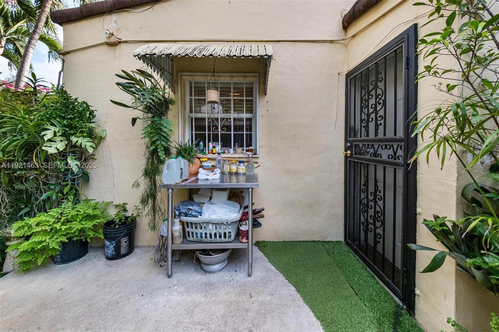 37 NE 44th St Miami, FL 33137