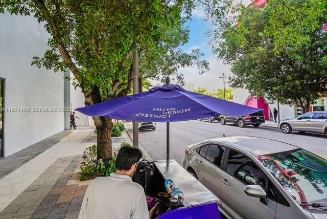 37 NE 44th St Miami, FL 33137