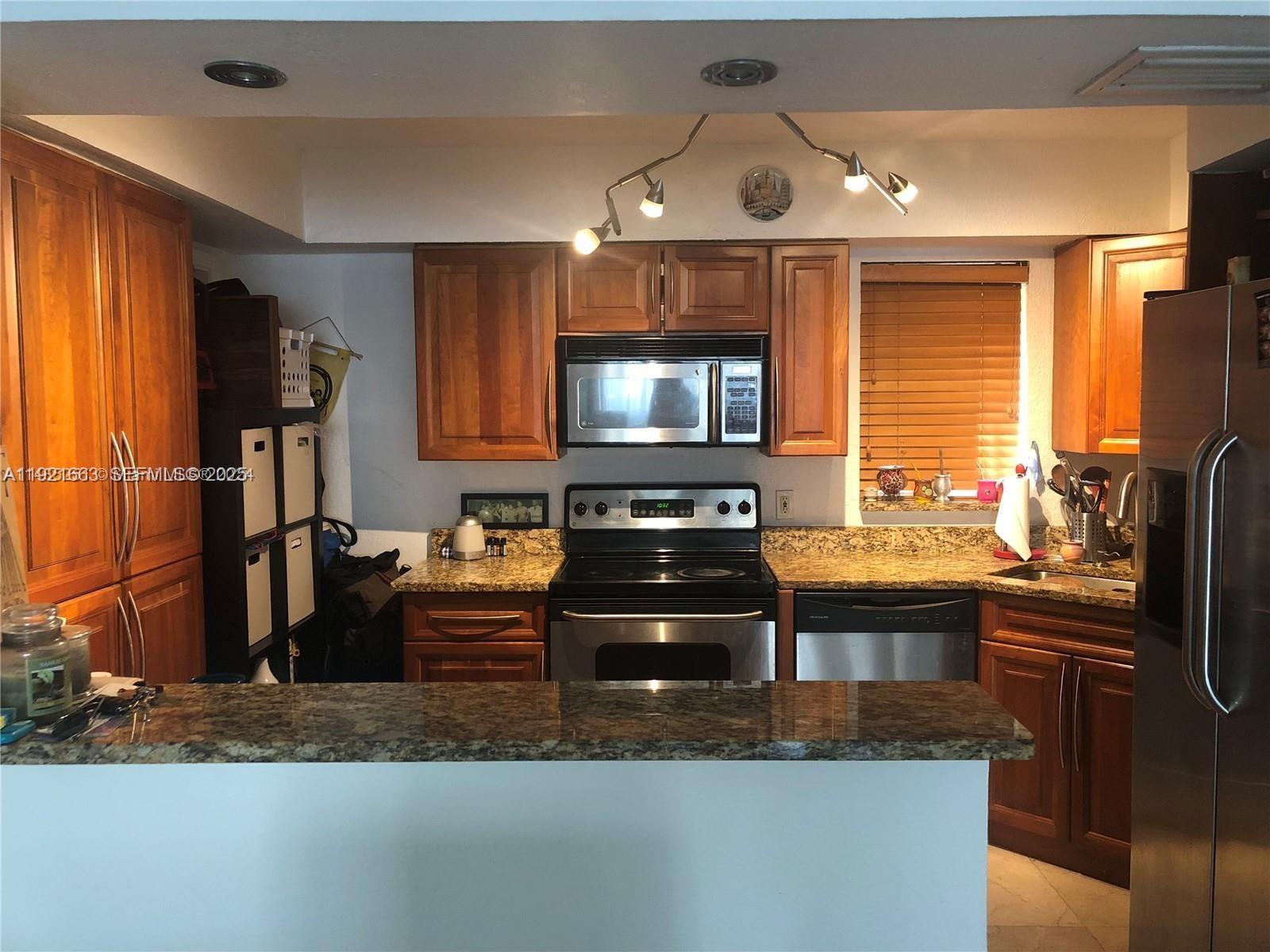 9971 W Bay Hbr Dr #101 Bay Harbor Islands, FL 33154