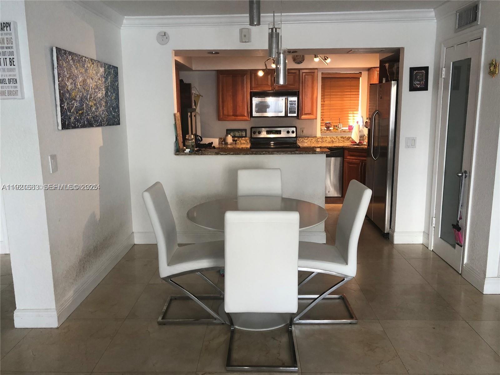 9971 W Bay Hbr Dr #101 Bay Harbor Islands, FL 33154