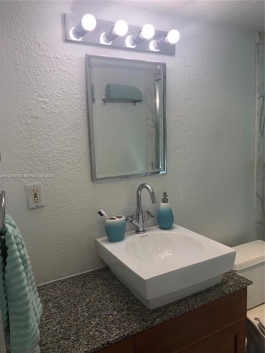 9971 W Bay Hbr Dr #101 Bay Harbor Islands, FL 33154