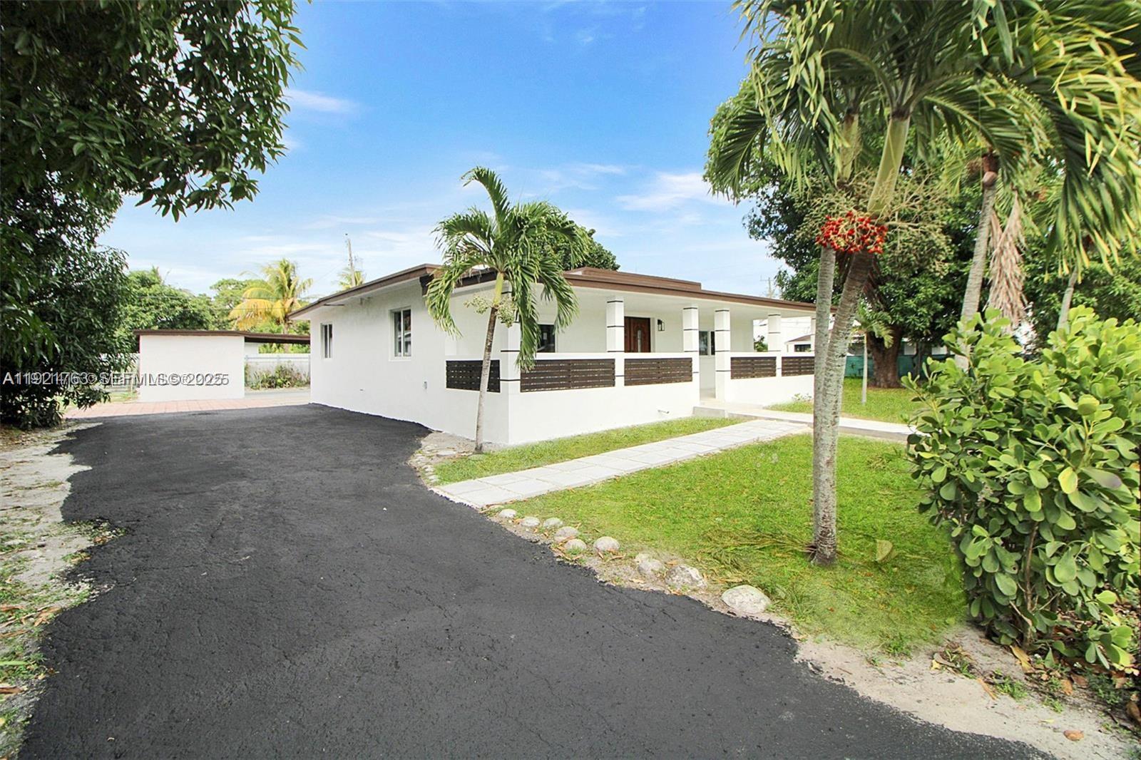 745 NW 140th St Miami, FL 33168