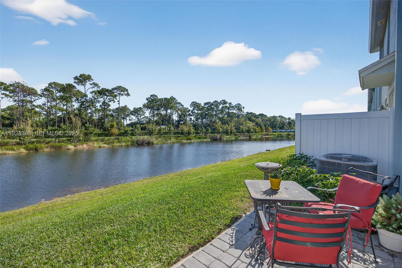 5746 SE Edgewater Cir Stuart, FL 34997