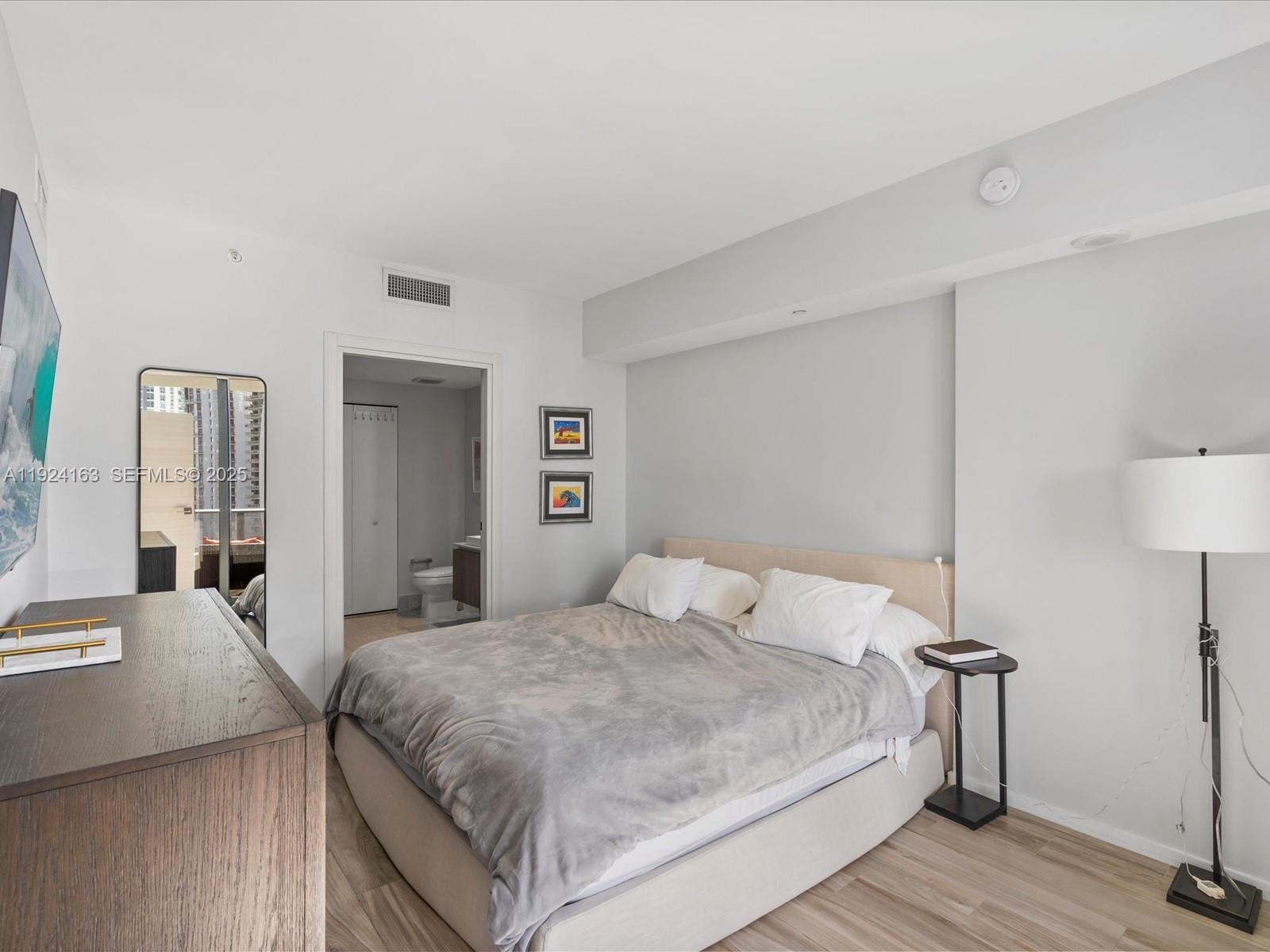 801 S Miami Ave #1603 Miami, FL 33130