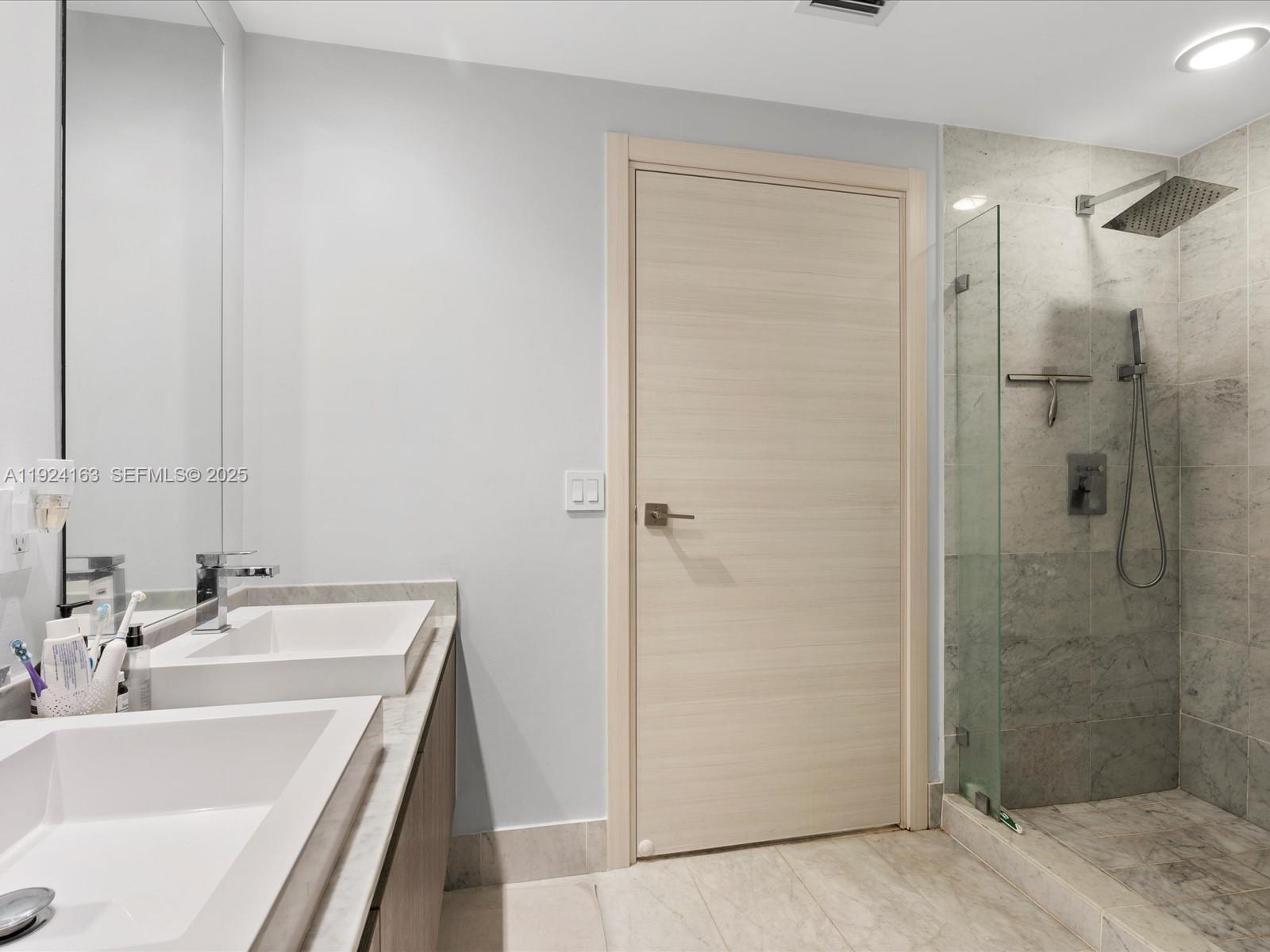 801 S Miami Ave #1603 Miami, FL 33130