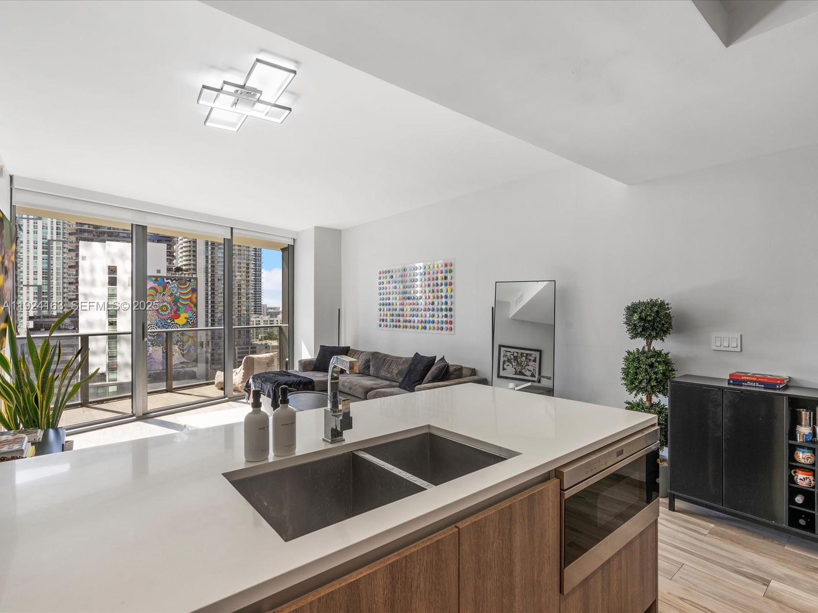 801 S Miami Ave #1603 Miami, FL 33130