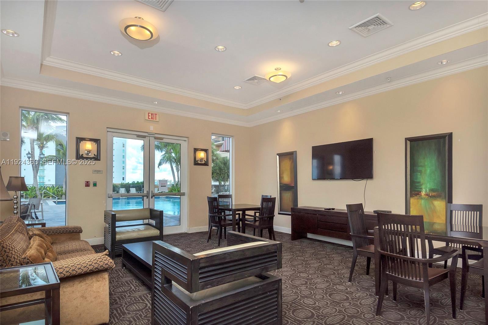 3232 SW 22nd St #905 Miami, FL 33145