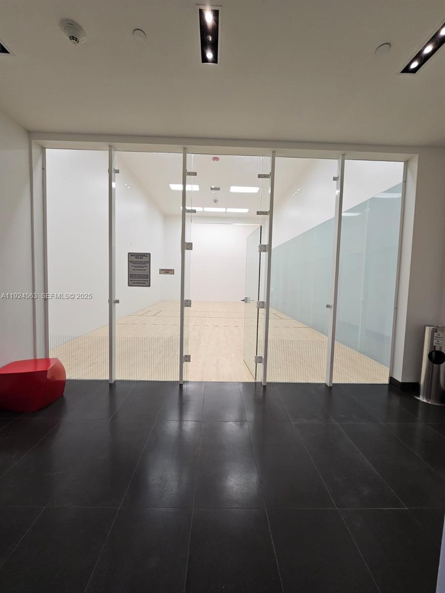 1600 NE 1st Ave #3701 Miami, FL 33132