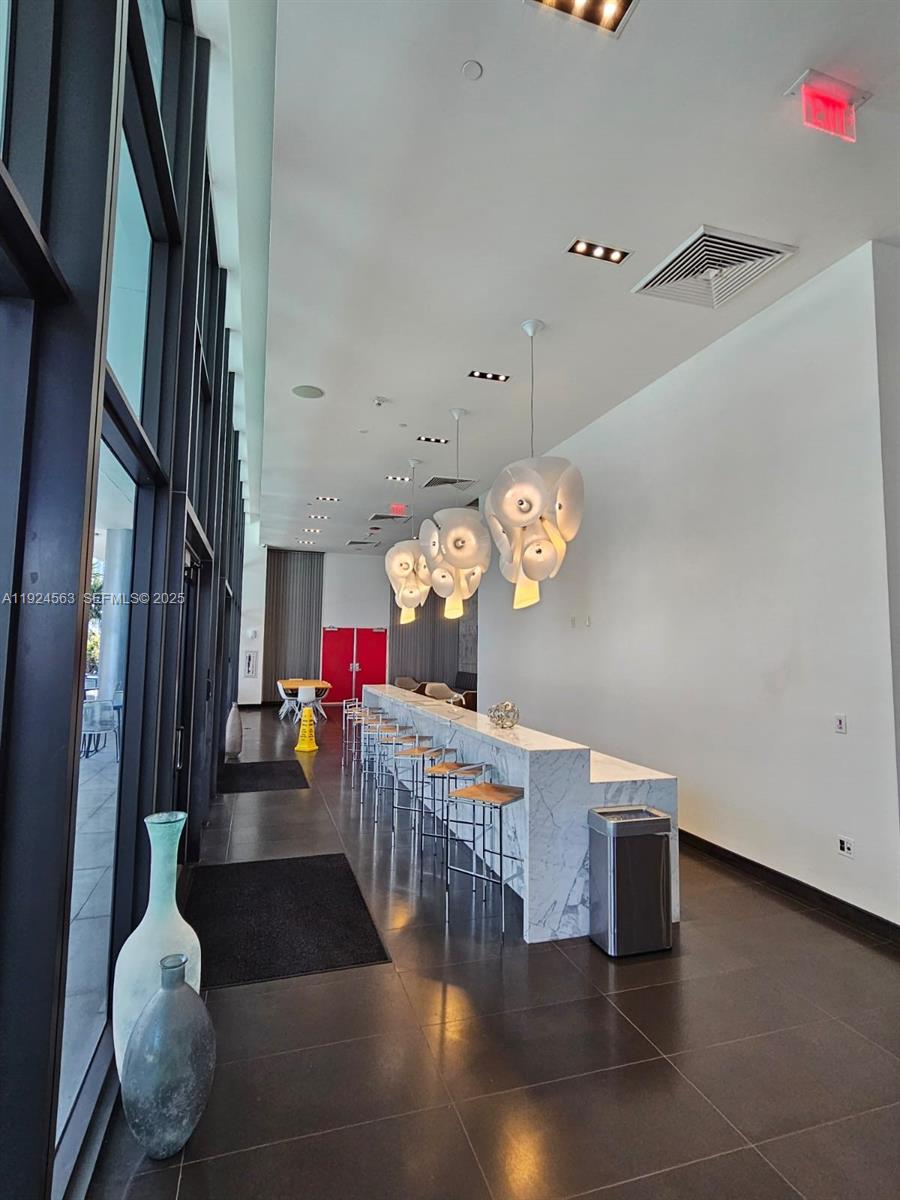 1600 NE 1st Ave #3701 Miami, FL 33132