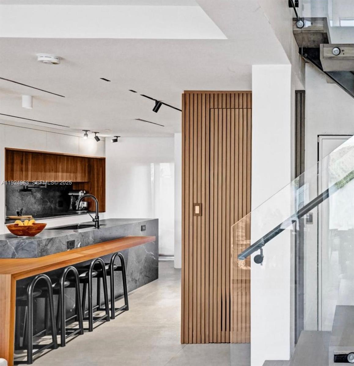 Undisclosed Address Sunny Isles Beach, FL 33160